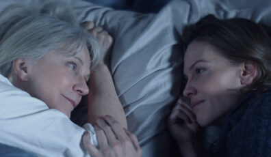 WHAT THEY HAD
Blythe Danner and Hilary Swank star as Ruth and Bridget Keller in WHAT THEY HAD, a Bleecker Street release.
Photo courtesy of Bleecker Street
