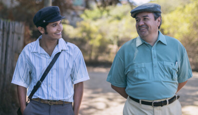 Ardiente Paciencia. (L to R) Andrew Bargsted, Claudio Arredondo in Ardiente Paciencia. Cr. Diego Araya Corvalán/Netflix © 2022
