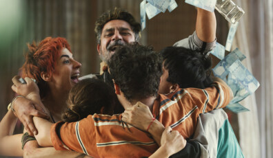 Baby Bandito Temporada 1.(L to R) Carmen Zabala as Mística, Francisca Armstrong as Génesis, Pablo Macaya as Pantera, Lukas Vergara as Panda, Nicolas Contreras as Kevin in Baby Bandito Temporada 1. Cr Pedro Rojas/Netflix ©2023