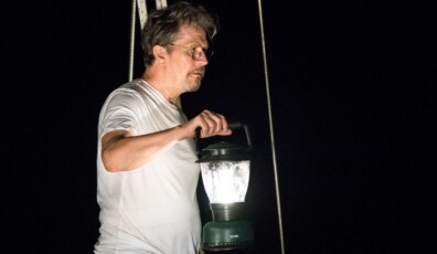 mary-gary-oldman-pelicula-terror-trailer-1565334358