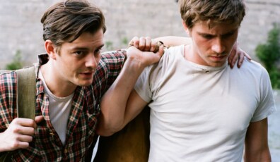 on-the-road-movie-image-sam-riley-garrett-hedlund