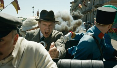 Ralph Fiennes as Oxford in 20th Century Studios’ THE KING’S MAN. Photo Credit: Courtesy of 20th Century Studios. © 2020 Twentieth Century Fox Film Corporation. All Rights Reserved.
